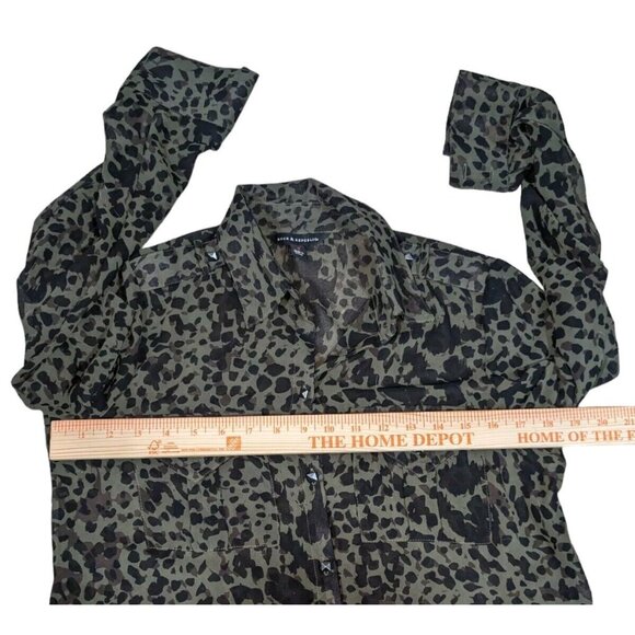 Rock & Republic Shirt Womens Small Camo Animal Print Cheetah Sheer Long Sleeve - Picture 3 of 7